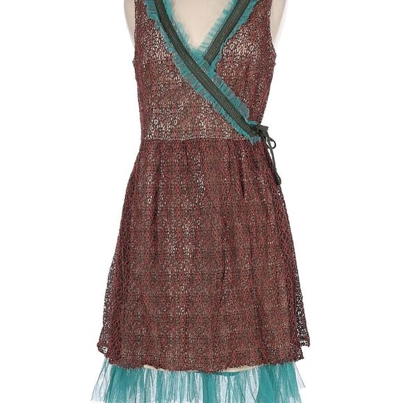 Young Essence  - Picture 9 of 9